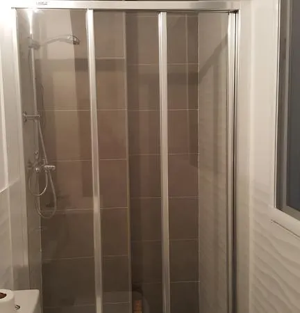 La Mas Bonita Apartment